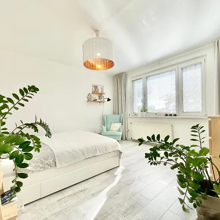 アパート Family-Friendly Apartment With Free Parking In Bratislava