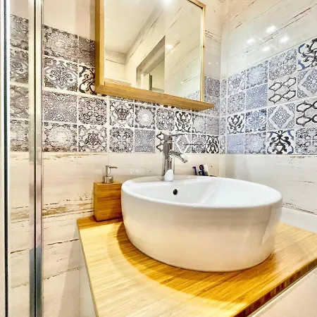 Family-Friendly Apartment With Free Parking In Bratislava アパート ブラチスラヴァ