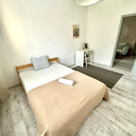 Apartment Family-Friendly Apartment With Free Parking In Bratislava Pressburg