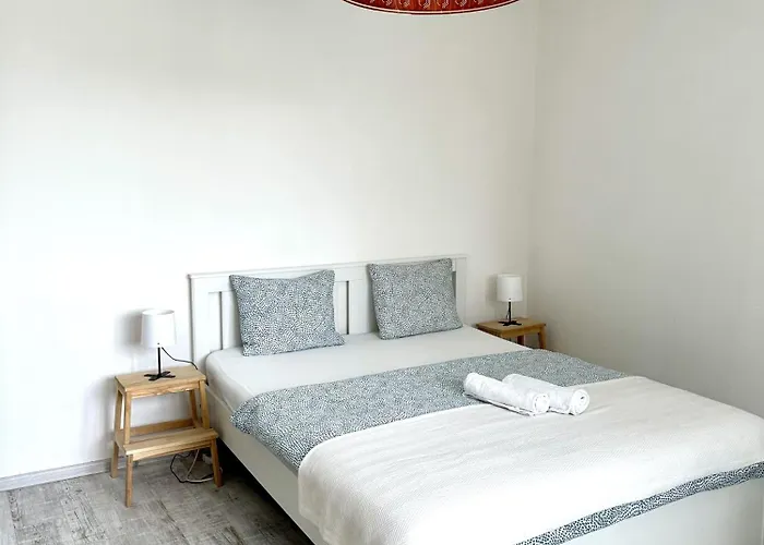 Family-friendly With Free Parking In Apartmán *