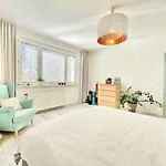 Family-friendly With Free Parking In Apartmán Bratislava